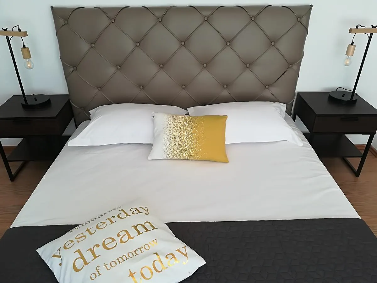 Smart Rooms Βουκουρέστι 3*,  Ρουμανία