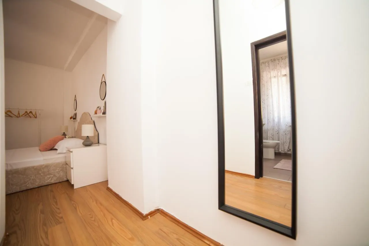 Gasthuis Smart Rooms Boekarest