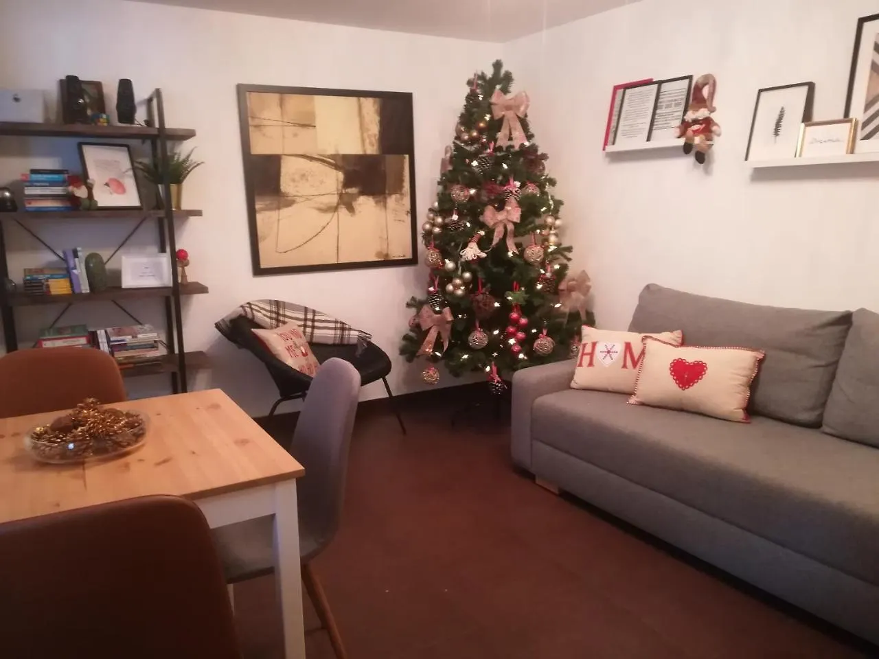 Smart Rooms Boekarest Gasthuis