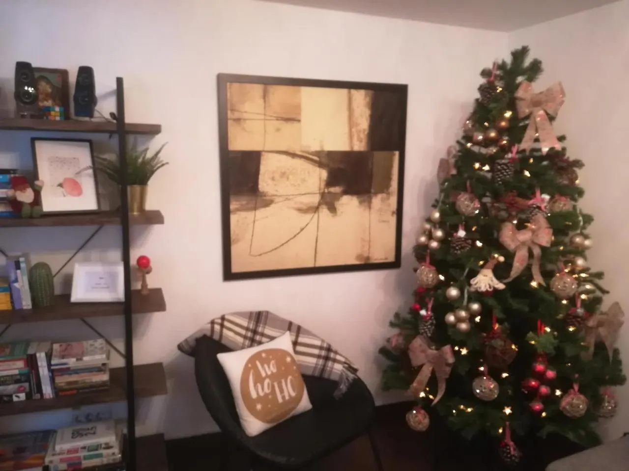 *** Guest house Smart Rooms Bucharest Romania